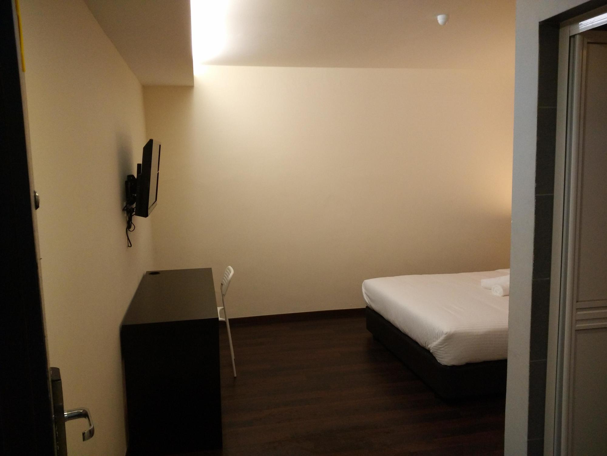 ดรีม การ์เดน โฮเต็ล Hotel กลัง ภายนอก รูปภาพ